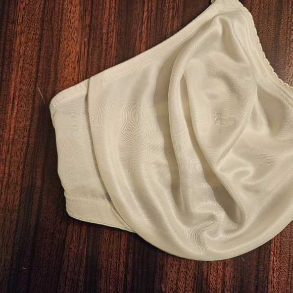 Wacoal 857109 Simple Shaping Minimizer Bra Size 42D White EUC - Picture 5 of 11